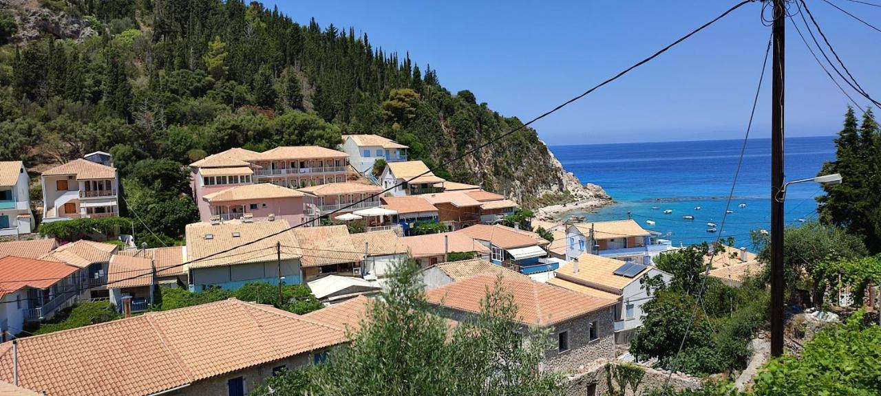 Villa Spiros Áyios Nikítas Exterior photo